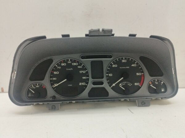 TABLERO DE INSTRUMENTOS PEUGEOT 306 BREAK Boulebard DIESEL Motor 1,9 Ltr.  69 CV  [1979 - 2003] 5 Puertas