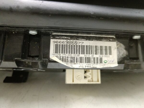 TABLERO DE INSTRUMENTOS CITROEN C3 PICASSO LX NAFTA 95 Motor 1,4 Ltr.  95 CV  [2007 - 2017] 5 Puertas - Imagen 4