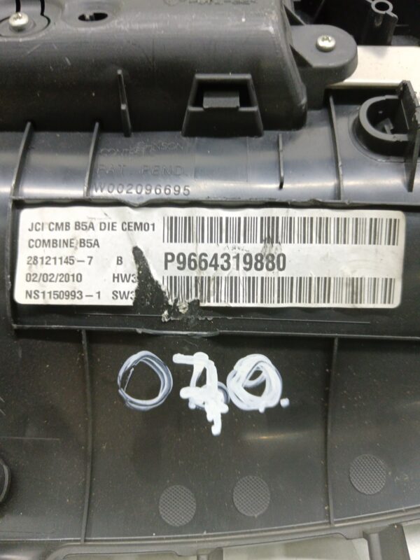 TABLERO DE INSTRUMENTOS CITROEN C4 BERLINA 1.6 HDi CAT (9HY / DV6TED4) DIESEL Motor 1,6 Ltr.  109 CV  [2004 - 2011] 3 Puertas - Imagen 3