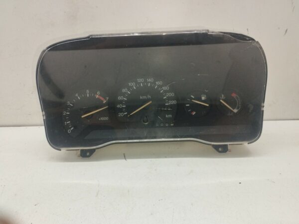 TABLERO DE INSTRUMENTOS FORD ESCORT BERLINA 1,3 NAFTA Motor 1,3 Ltr.  60 CV  [1986 - 1996] 3 Puertas