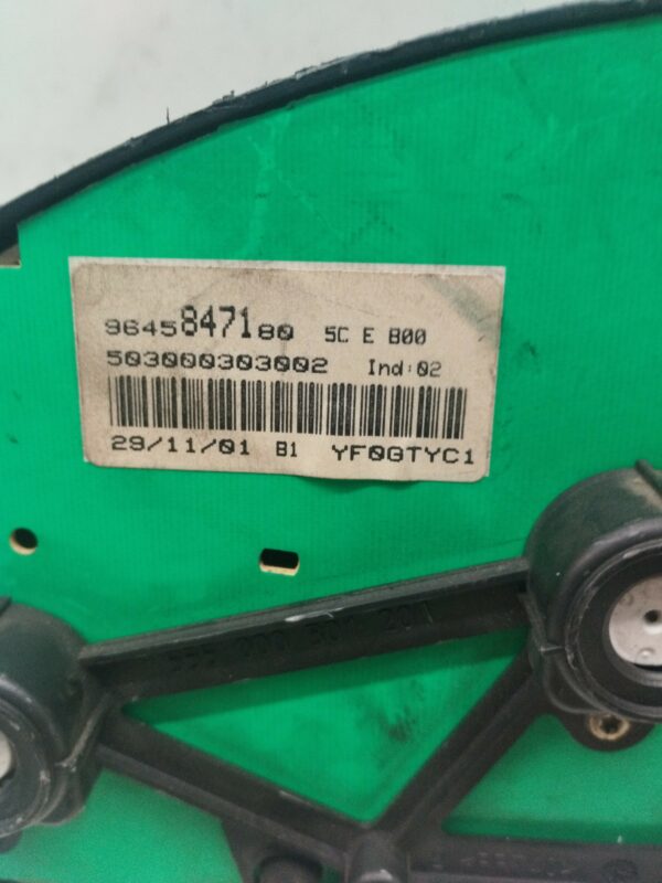 TABLERO DE INSTRUMENTOS PEUGEOT 206 BERLINA X-Line Clim NAFTA 95 Motor 1,1 Ltr.  60 CV  [1998 - 2010] 5 Puertas - Imagen 2
