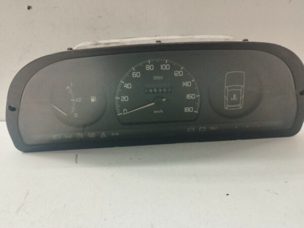 TABLERO DE INSTRUMENTOS FIAT UNO (146) 1,3 NAFTA Motor 1,3 Ltr.  65 CV  [1983 - 0] 3 Puertas