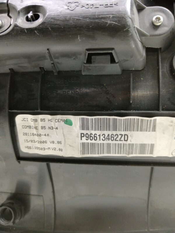 TABLERO DE INSTRUMENTOS CITROEN C4 BERLINA 1.6 HDi CAT (9HY / DV6TED4) DIESEL Motor 1,6 Ltr.  109 CV  [2004 - 2011] 3 Puertas - Imagen 4
