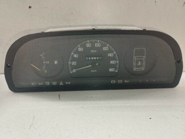 TABLERO DE INSTRUMENTOS FIAT UNO (146) 1.0 I.E. Amica NAFTA Motor 1,0 Ltr.  45 CV  [1989 - 0] 3 Puertas