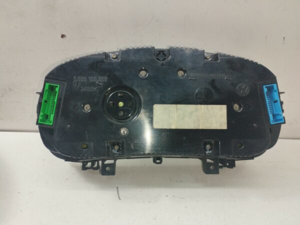 TABLERO DE INSTRUMENTOS VOLKSWAGEN GOLF IV BERLINA (1J1) Highline 4Motion NAFTA 95 Motor 1,8 Ltr.  125 CV  [1997 - 2003] 3 Puertas - Imagen 3