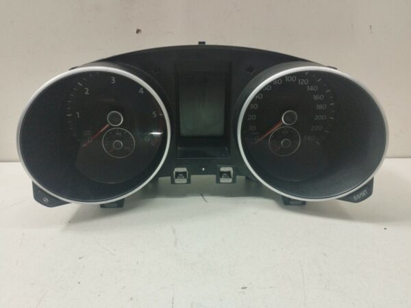 TABLERO DE INSTRUMENTOS VOLKSWAGEN GOLF VI (5K1) 1.6 TDI DIESEL Motor 1,6 Ltr.  90 CV  [2008 - 2012] 3 Puertas