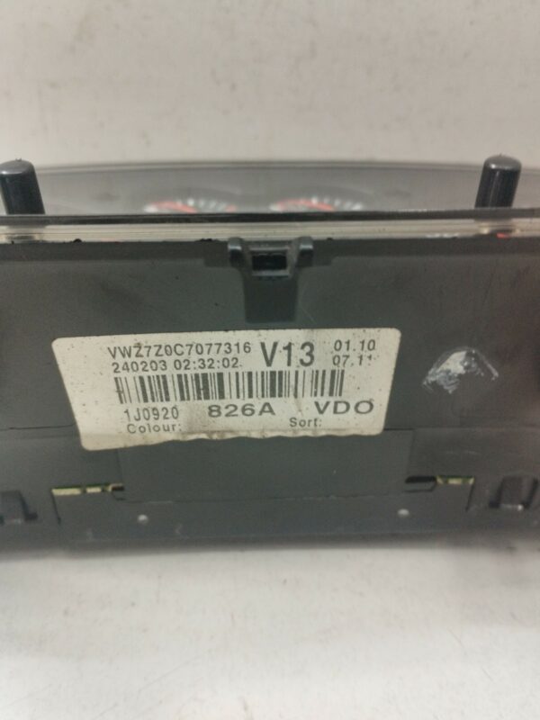 TABLERO DE INSTRUMENTOS VOLKSWAGEN BORA BERLINA (1J2) Conceptline NAFTA Motor 1,6 Ltr.  105 CV  [1998 - 2005] 4 Puertas - Imagen 2