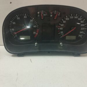 TABLERO DE INSTRUMENTOS VOLKSWAGEN GOLF IV BERLINA (1J1) 1.9 TDI DIESEL Motor 1,9 Ltr.  101 CV  [1997 - 2003] 3 Puertas
