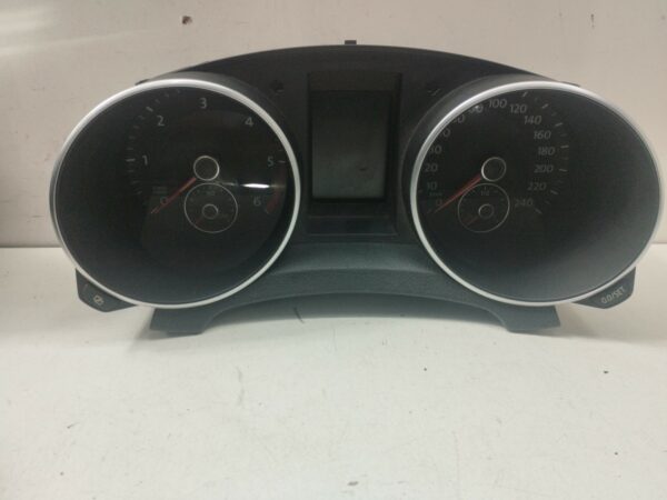 TABLERO DE INSTRUMENTOS VOLKSWAGEN GOLF VI (5K1) Advance BlueMotion DIESEL Motor 1,6 Ltr.  105 CV  [2008 - 2012] 4 Puertas