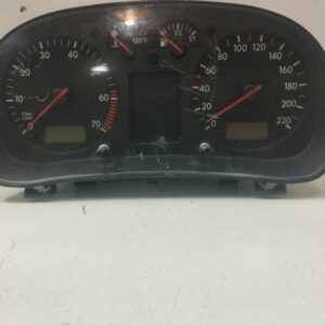 TABLERO DE INSTRUMENTOS VOLKSWAGEN BORA BERLINA (1J2) 1.9 TDI DIESEL Motor 1,9 Ltr.  101 CV  [1998 - 2005] 3 Puertas