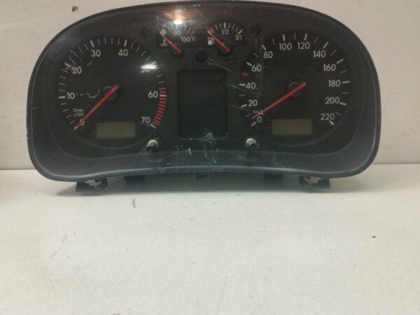 TABLERO DE INSTRUMENTOS VOLKSWAGEN BORA BERLINA (1J2) 1.9 TDI DIESEL Motor 1,9 Ltr.  101 CV  [1998 - 2005] 3 Puertas