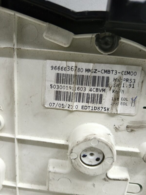 TABLERO DE INSTRUMENTOS PEUGEOT 206+ 1,1 NAFTA 95 Motor 1,1 Ltr.  60 CV  [2009 - 2012] 3 Puertas - Imagen 4
