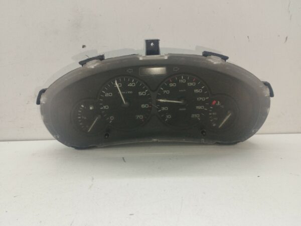 TABLERO DE INSTRUMENTOS PEUGEOT 206 BERLINA XR NAFTA Motor 1,4 Ltr.  75 CV  [1998 - 2010] 5 Puertas