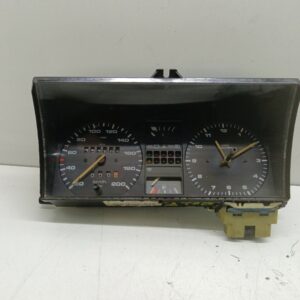 TABLERO DE INSTRUMENTOS VOLKSWAGEN GOLF II (191/193) 1,6 NAFTA Motor 1,6 Ltr.  75 CV  [1983 - 0] 3 Puertas