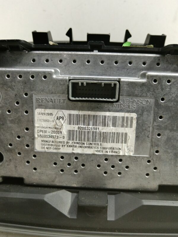 PANTALLA MULTIFUNCION RENAULT LAGUNA II (BG0) 1.9 dCi Diesel DIESEL Motor 1,9 Ltr.  120 CV  [2001 - 2007] 3 Puertas - Imagen 3