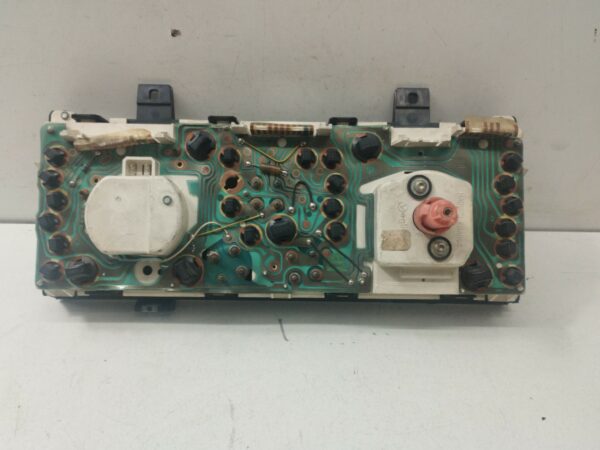 TABLERO DE INSTRUMENTOS RENAULT CLIO I FASE I+II (B/C57) 1.4 Alize NAFTA Motor 1,4 Ltr.  79 CV  [1991 - 1998] 5 Puertas - Imagen 2