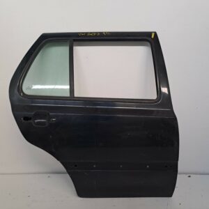 PUERTA TRASERA DERECHA VOLKSWAGEN GOLF III BERLINA (1H1) CL NAFTA 95 Motor 1,6 Ltr.  75 CV  [1991 - 1998] 5 Puertas