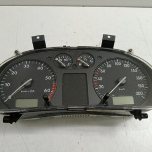 TABLERO DE INSTRUMENTOS VOLKSWAGEN POLO BERLINA (6N2) 1.9 SDI DIESEL Motor 1,9 Ltr.  64 CV  [1999 - 2002] 3 Puertas