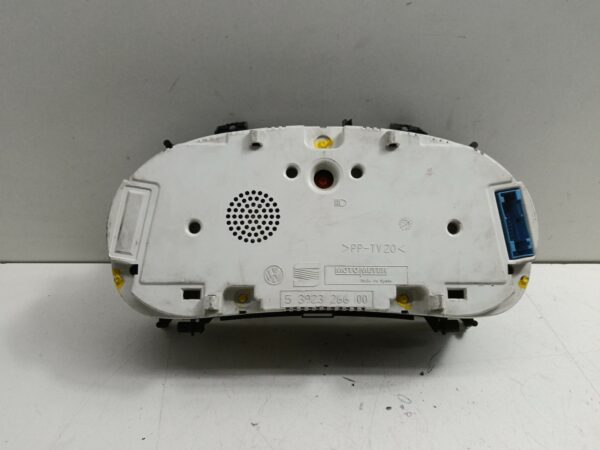 TABLERO DE INSTRUMENTOS VOLKSWAGEN POLO BERLINA (6N2) 1.9 SDI DIESEL Motor 1,9 Ltr.  64 CV  [1999 - 2002] 3 Puertas - Imagen 3