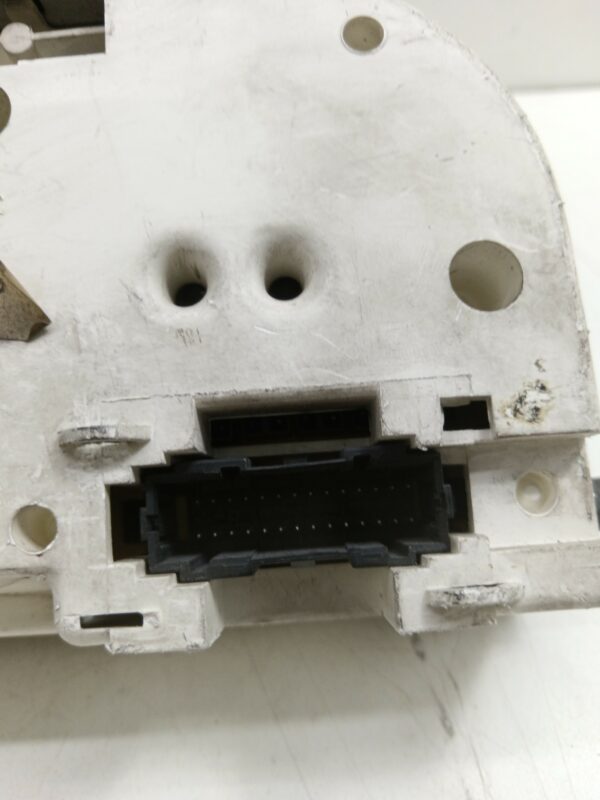 TABLERO DE INSTRUMENTOS SEAT TOLEDO (1L) Base NAFTA 95 Motor 1,6 Ltr.  101 CV  [1991 - 1999] 5 Puertas - Imagen 2