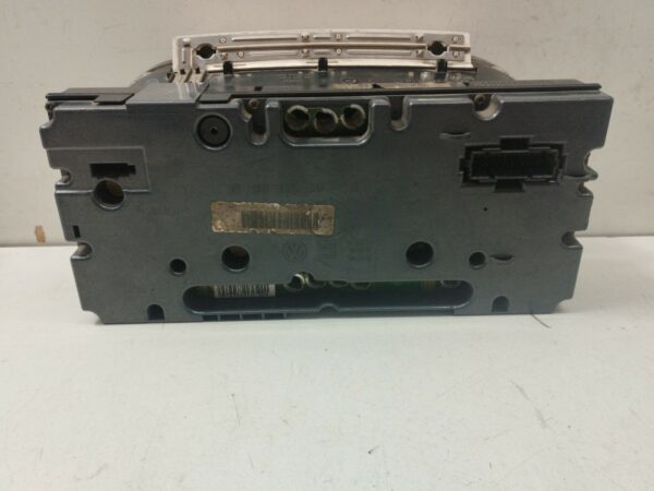 TABLERO DE INSTRUMENTOS VOLKSWAGEN GOLF III BERLINA (1H1) 1,4 NAFTA 95 Motor 1,4 Ltr.  60 CV  [1991 - 1998] 3 Puertas - Imagen 3