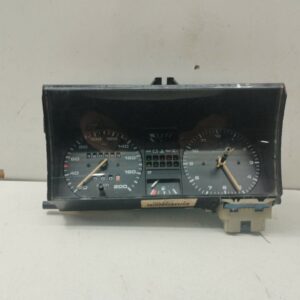 TABLERO DE INSTRUMENTOS VOLKSWAGEN GOLF II (191/193) 1.6 Turbodiesel (RA. SB) DIESEL Motor 1,6 Ltr.  80 CV  [1983 - 0] 3 Puertas
