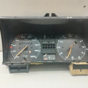 TABLERO DE INSTRUMENTOS VOLKSWAGEN GOLF II (191/193) 1.6 Turbodiesel (RA. SB) DIESEL Motor 1,6 Ltr.  80 CV  [1983 - 0] 3 Puertas