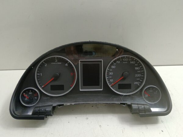 TABLERO DE INSTRUMENTOS AUDI A4 AVANT (8E) 2.0 TDI DIESEL Motor 2,0 Ltr.  140 CV  [2004 - 2008] 5 Puertas