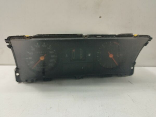 TABLERO DE INSTRUMENTOS FORD ESCORT BERL./TURNIER Atlanta Ghia Berlina DIESEL Motor 1,8 Ltr.  69 CV  [1995 - 2000] 5 Puertas