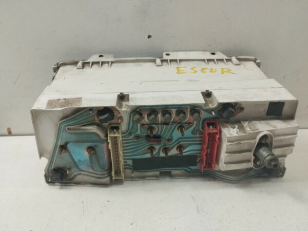 TABLERO DE INSTRUMENTOS FORD ORION 1,6 NAFTA Motor 1,6 Ltr.  79 CV  [1983 - 0] 3 Puertas - Imagen 2