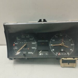 TABLERO DE INSTRUMENTOS VOLKSWAGEN GOLF II (191/193) 1.8 16V (KR) NAFTA Motor 1,8 Ltr.  139 CV  [1983 - 0] 3 Puertas