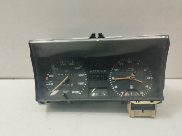 TABLERO DE INSTRUMENTOS VOLKSWAGEN GOLF II (191/193) 1.8 16V (KR) NAFTA Motor 1,8 Ltr.  139 CV  [1983 - 0] 3 Puertas