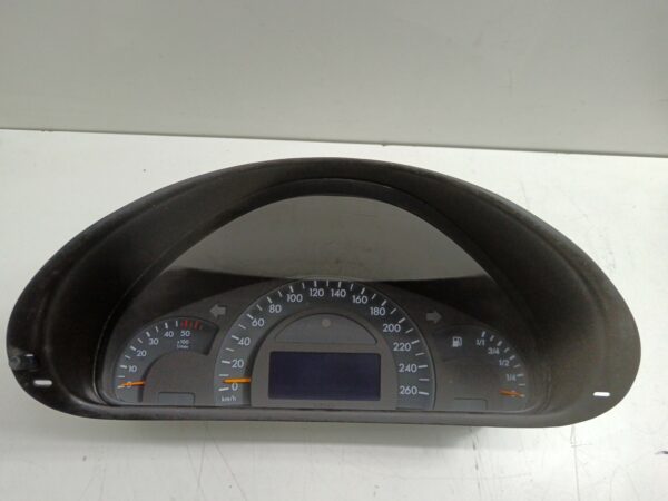 TABLERO DE INSTRUMENTOS MERCEDES CLASE C (W203) FAMILIAR C 270 T CDI (203.216) DIESEL Motor 2,7 Ltr.  170 CV  [2001 - 2007] 5 Puertas