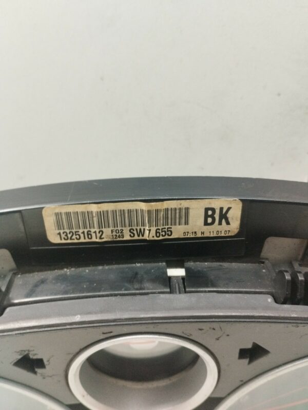 TABLERO DE INSTRUMENTOS CHEVROLET ASTRA GTC Cosmo NAFTA Motor 1,6 Ltr.  105 CV  [2004 - 2008] 3 Puertas - Imagen 2