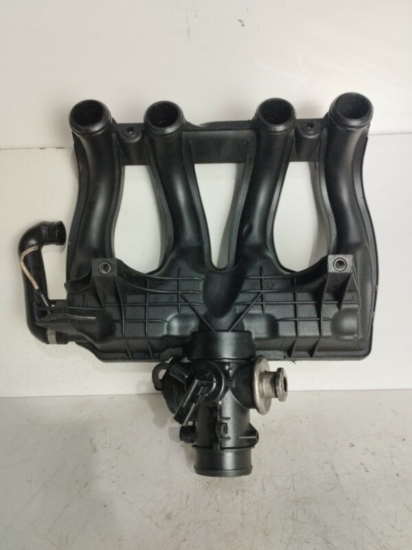 MULTIPLE ADMISION CITROEN BERLINGO 1.9 D Multispace DIESEL Motor 1,9 Ltr.  68 CV  [1996 - 2002] 4 Puertas - Imagen 2