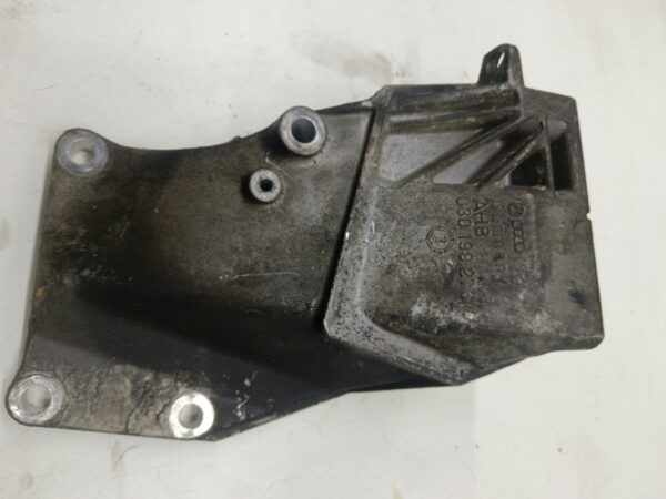 VOLKSWAGEN POLO BERLINA (6N1) 1,4 NAFTA 95 Motor 1,4 Ltr.  60 CV  [1994 - 1999] 3 Puertas