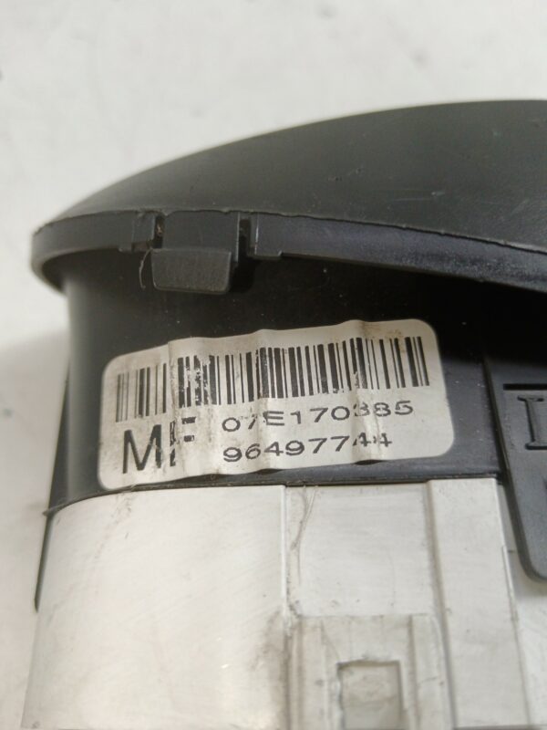 TABLERO DE INSTRUMENTOS CHEVROLET MATIZ SE NAFTA Motor 0,8 Ltr.  52 CV  [2005 - 2005] 5 Puertas - Imagen 3