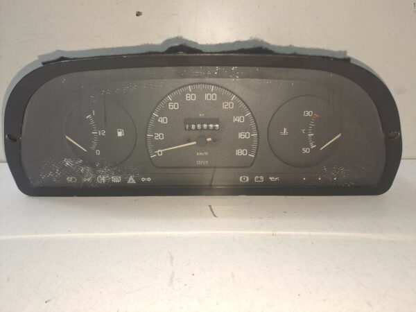 TABLERO DE INSTRUMENTOS FIAT UNO (146) 1.0 I.E. / 45 I.E. NAFTA Motor 1,0 Ltr.  45 CV  [1989 - 0] 3 Puertas