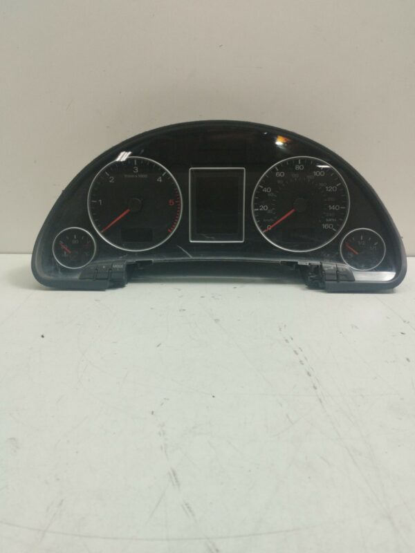 TABLERO DE INSTRUMENTOS AUDI A4 AVANT (8E) 2.5 TDI DIESEL Motor 2,5 Ltr.  163 CV  [2004 - 2008] 5 Puertas