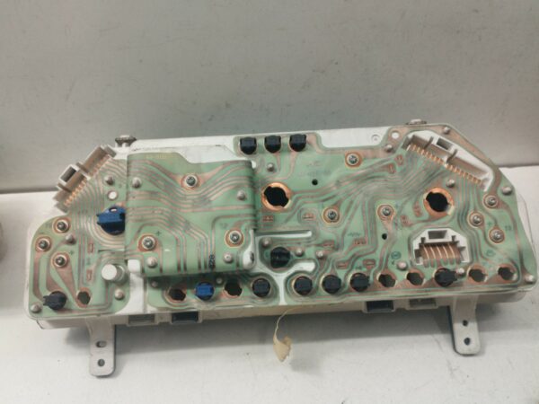TABLERO DE INSTRUMENTOS MG ROVER SERIE 200 (XW) 1.4 CAT NAFTA Motor 1,4 Ltr.  75 CV  [1990 - 1999] 3 Puertas - Imagen 2