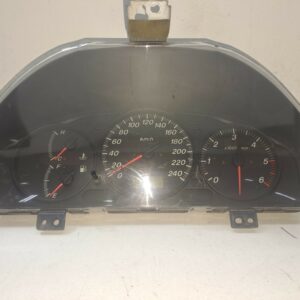 TABLERO DE INSTRUMENTOS MAZDA 626 BERLINA (GE) 2.0 Comprex Diesel DIESEL Motor 2,0 Ltr.  75 CV  [1991 - 1997] 3 Puertas