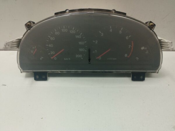 TABLERO DE INSTRUMENTOS SUZUKI SWIFT SF BERLINA (MA) 1.3 GLS (3-ptas.) NAFTA Motor 1,3 Ltr.  68 CV  [1996 - 2003] 3 Puertas