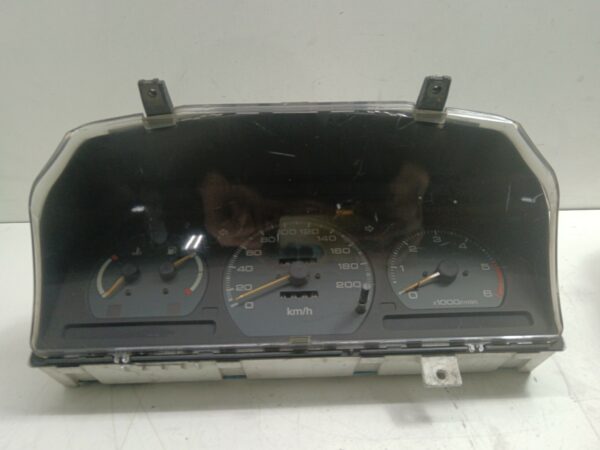 TABLERO DE INSTRUMENTOS MITSUBISHI SPACE WAGON (N30/N40) 2000 GLX Diesel DIESEL Motor 2,0 Ltr.  82 CV  [1991 - 1996] 5 Puertas