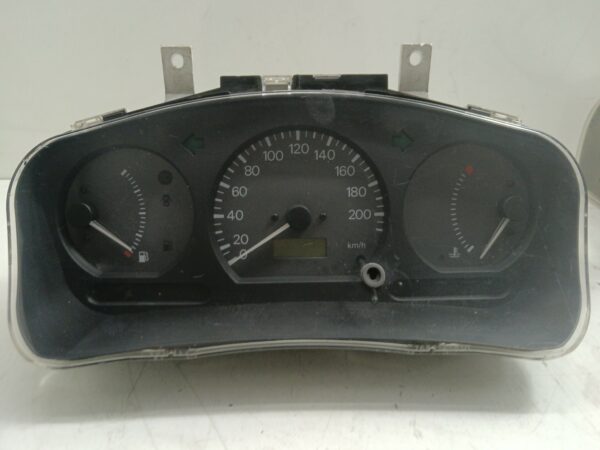 TABLERO DE INSTRUMENTOS MITSUBISHI COLT (CJ0) 1300 GLX NAFTA Motor 1,3 Ltr.  82 CV  [1996 - 2003] 3 Puertas