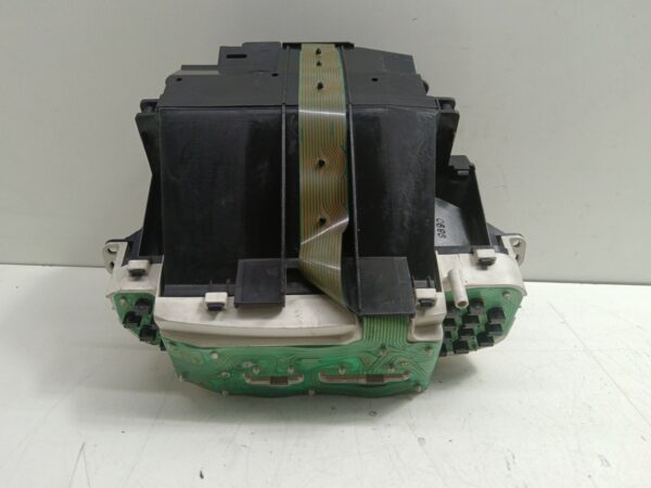 TABLERO DE INSTRUMENTOS TOYOTA YARIS (NCP1/NLP1/SCP1) 1.0 Start NAFTA Motor 1,0 Ltr.  68 CV  [1999 - 2005] 3 Puertas - Imagen 2