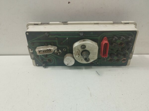 TABLERO DE INSTRUMENTOS LADA SAMARA (2108/2109) Holiday NAFTA Motor 1,5 Ltr.  68 CV  [1986 - 1999] 5 Puertas - Imagen 2