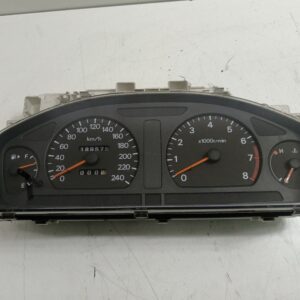 TABLERO DE INSTRUMENTOS MITSUBISHI GALANT BERLINA (EA0) 2.0 CAT NAFTA Motor 2,0 Ltr.  136 CV  [1996 - 2004] 3 Puertas