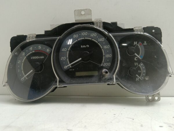 TABLERO DE INSTRUMENTOS TOYOTA HILUX (KUN) 2.5 Turbodiesel DIESEL Motor 2,5 Ltr.  102 CV  [2005 - 2016] 3 Puertas