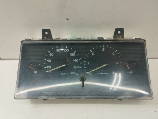 TABLERO DE INSTRUMENTOS MITSUBISHI L 200 (K60T) 2.5 Diesel DIESEL Motor 2,5 Ltr.  75 CV  [1996 - 1999] 3 Puertas