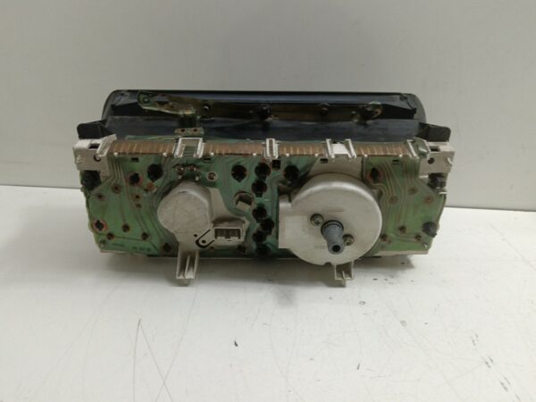 TABLERO DE INSTRUMENTOS PEUGEOT 309 1.9 Diesel DIESEL Motor 1,9 Ltr.  64 CV  [1986 - 0] 3 Puertas - Imagen 2